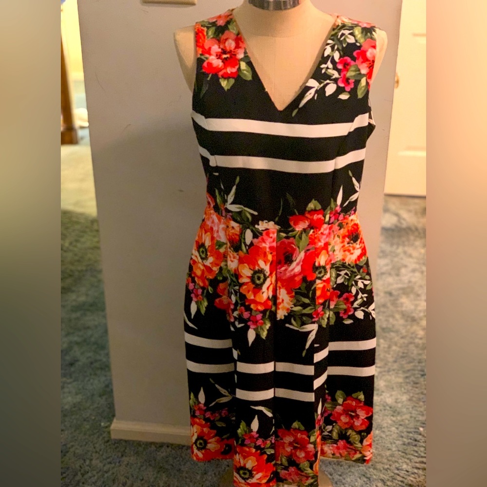 Shelby & Palmer floral dress